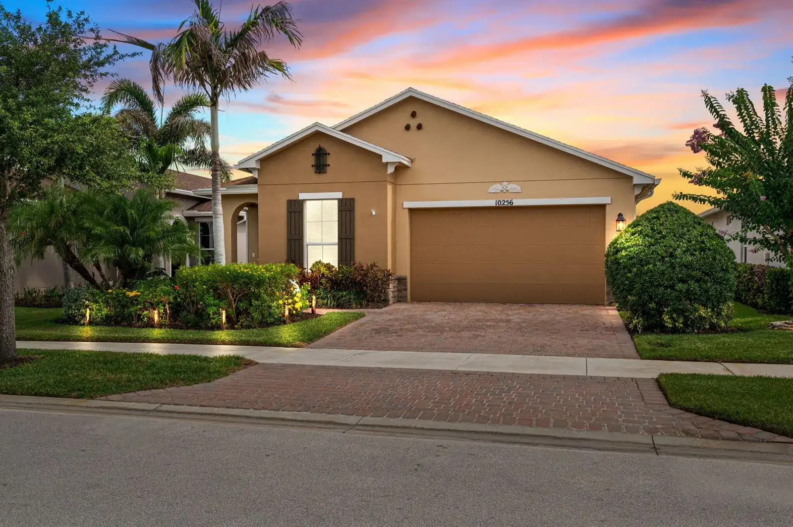 10256 SW Indian Lilac Trail, Port St. Lucie FL 34987 photo 2