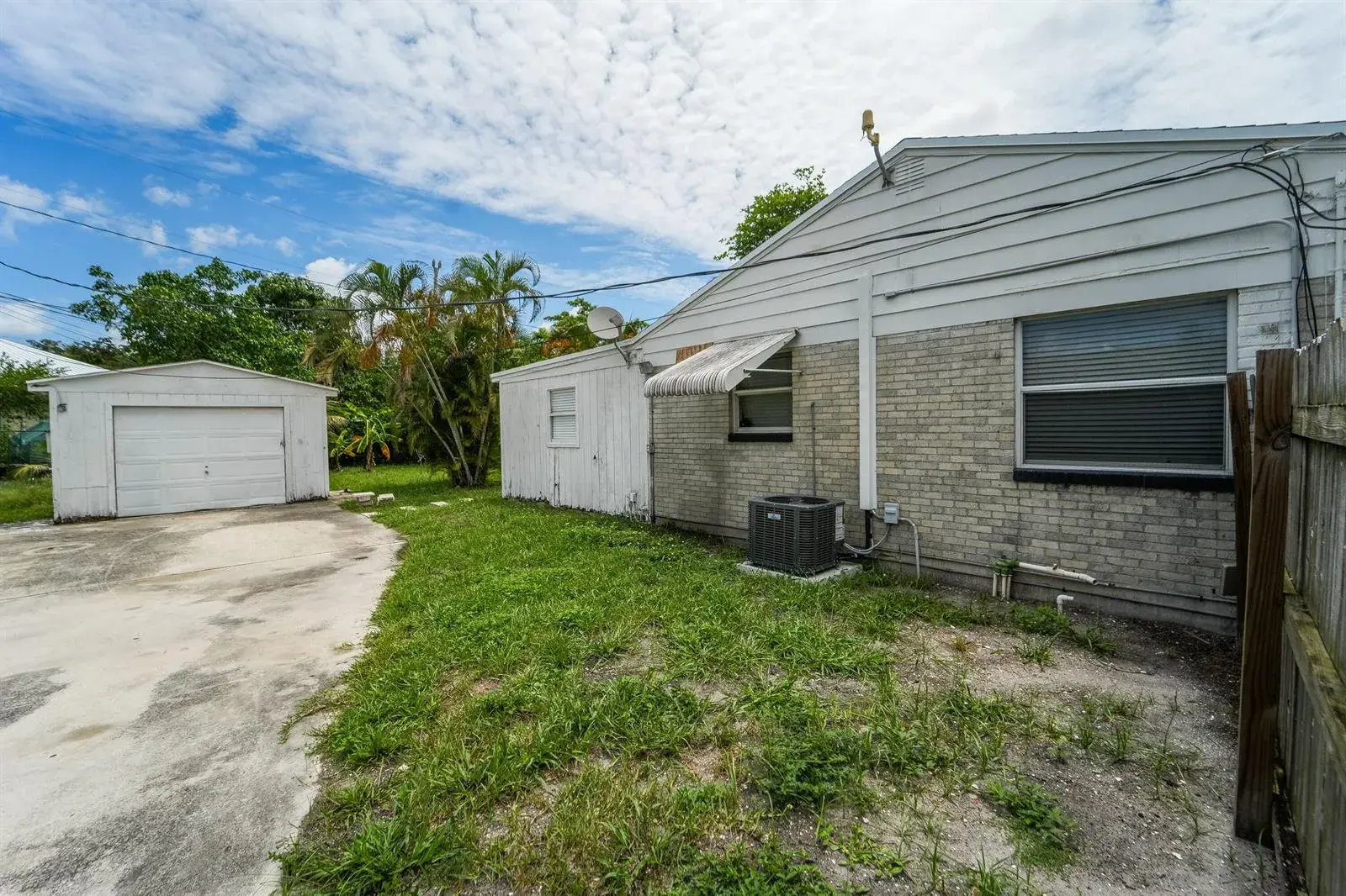 1007 Charles Street, West Palm Beach FL 33401