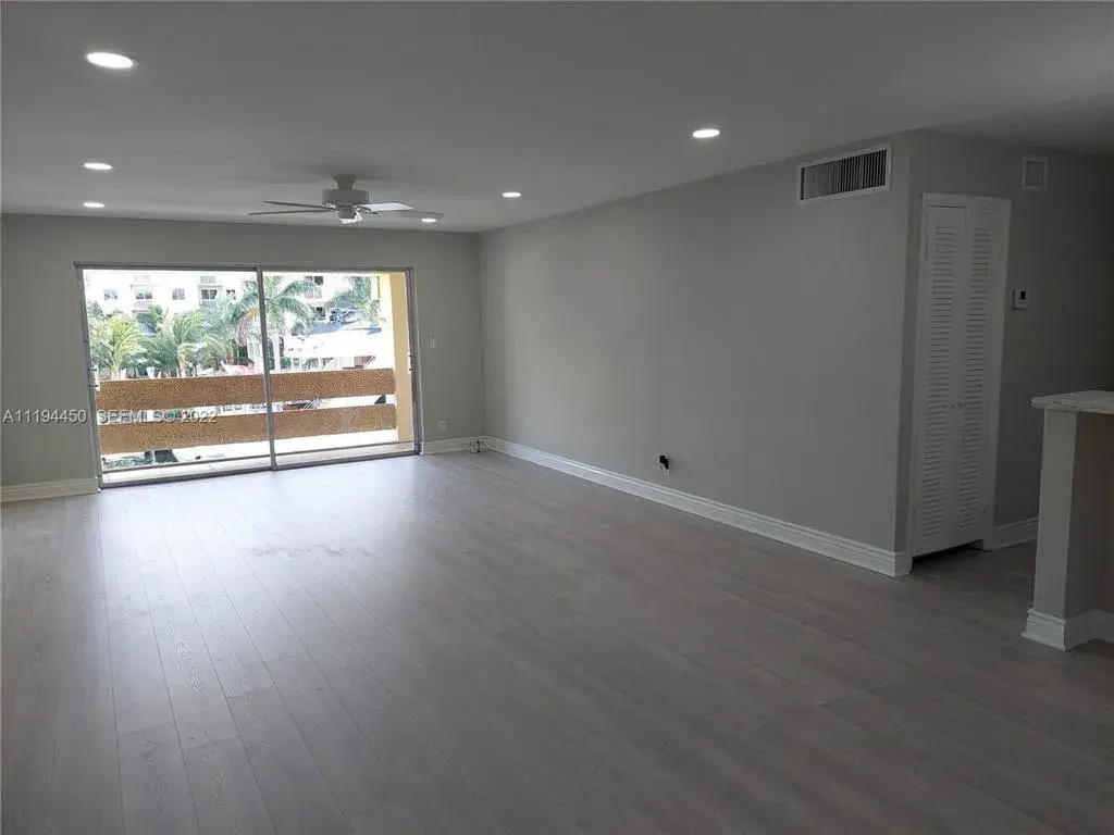 1700 SE 15th Street SE # 309, Fort Lauderdale FL 33316