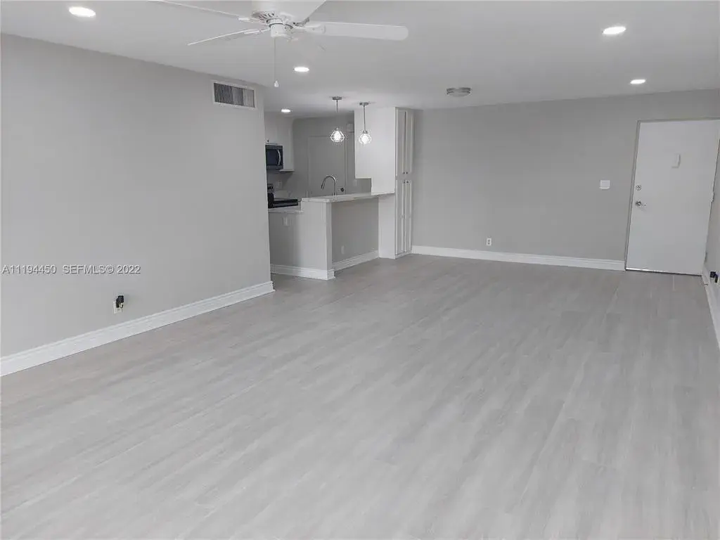 1700 SE 15th Street SE # 309, Fort Lauderdale FL 33316