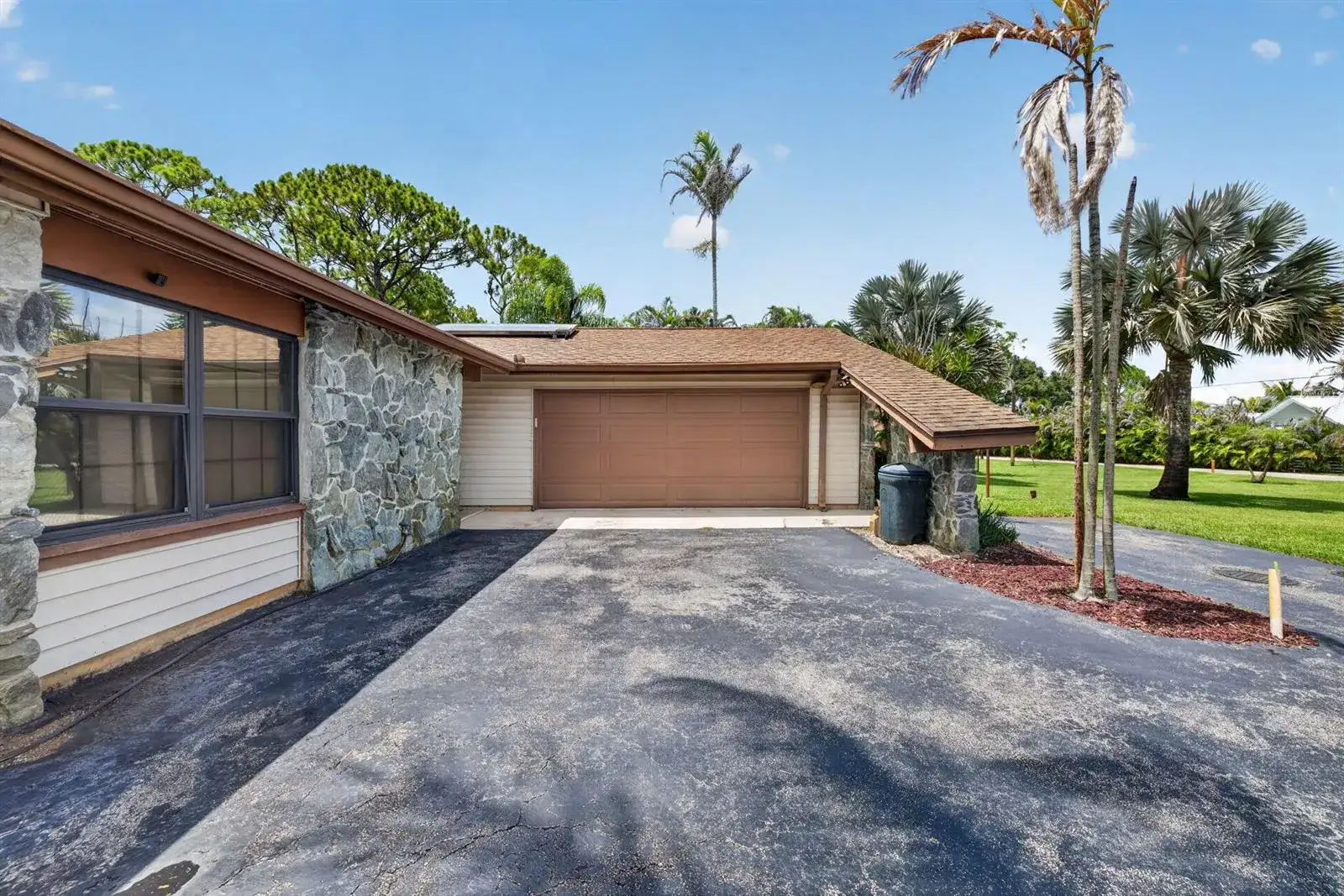 1362 SW Knollwood Drive, Palm City FL 34990 photo 3