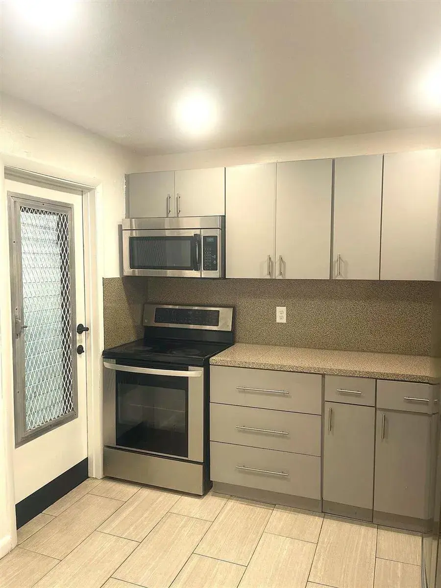 4141 NW 44th Avenue # 116, Lauderdale Lakes FL 33319