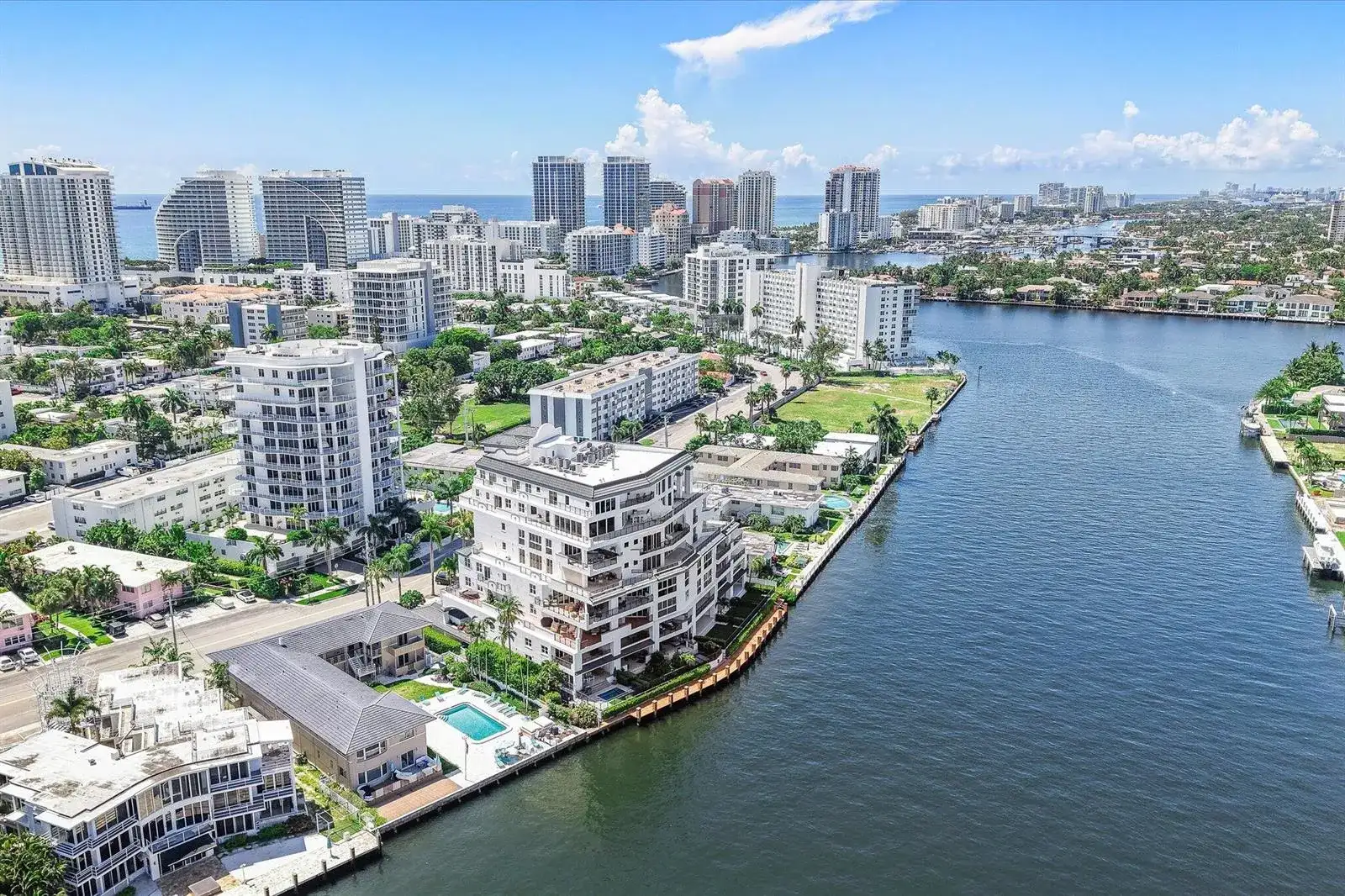 615 Bayshore Drive # 603, Fort Lauderdale FL 33304 photo 2