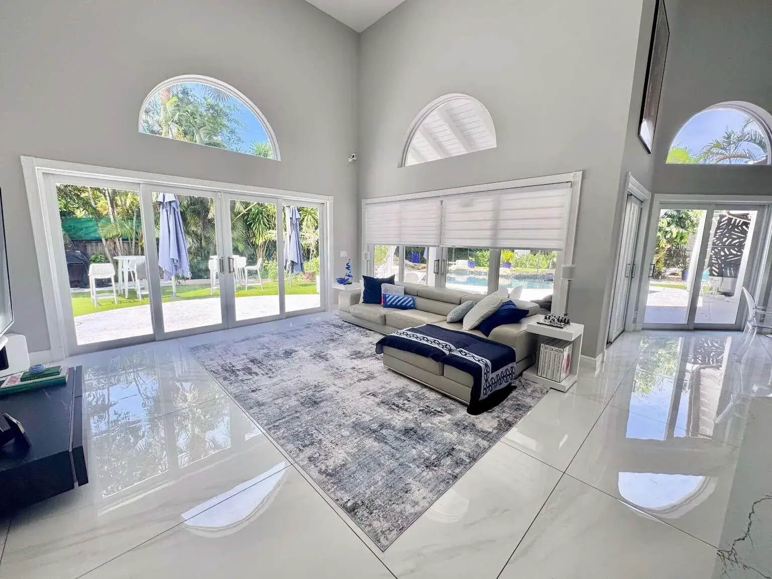 233 Pershing Way, West Palm Beach FL 33401 photo 5