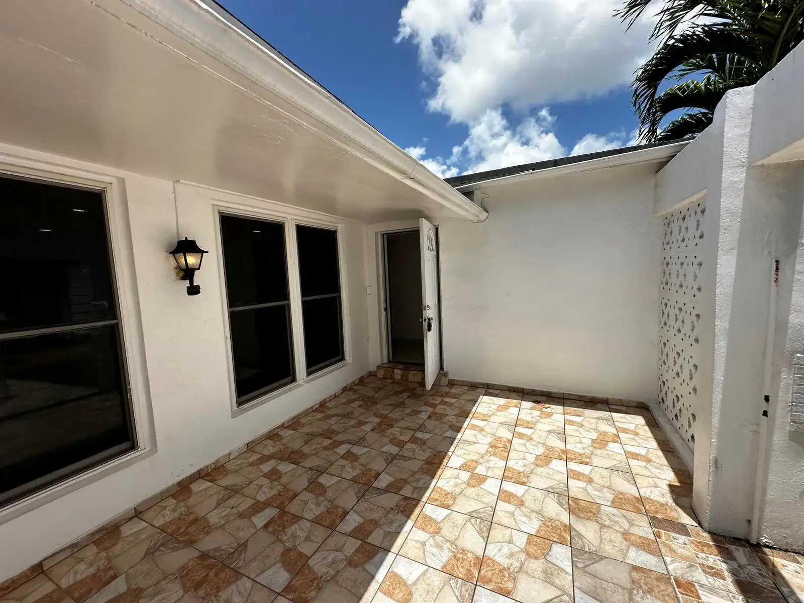 7725 Grandview Boulevard # 7725, Miramar FL 33023 photo 3