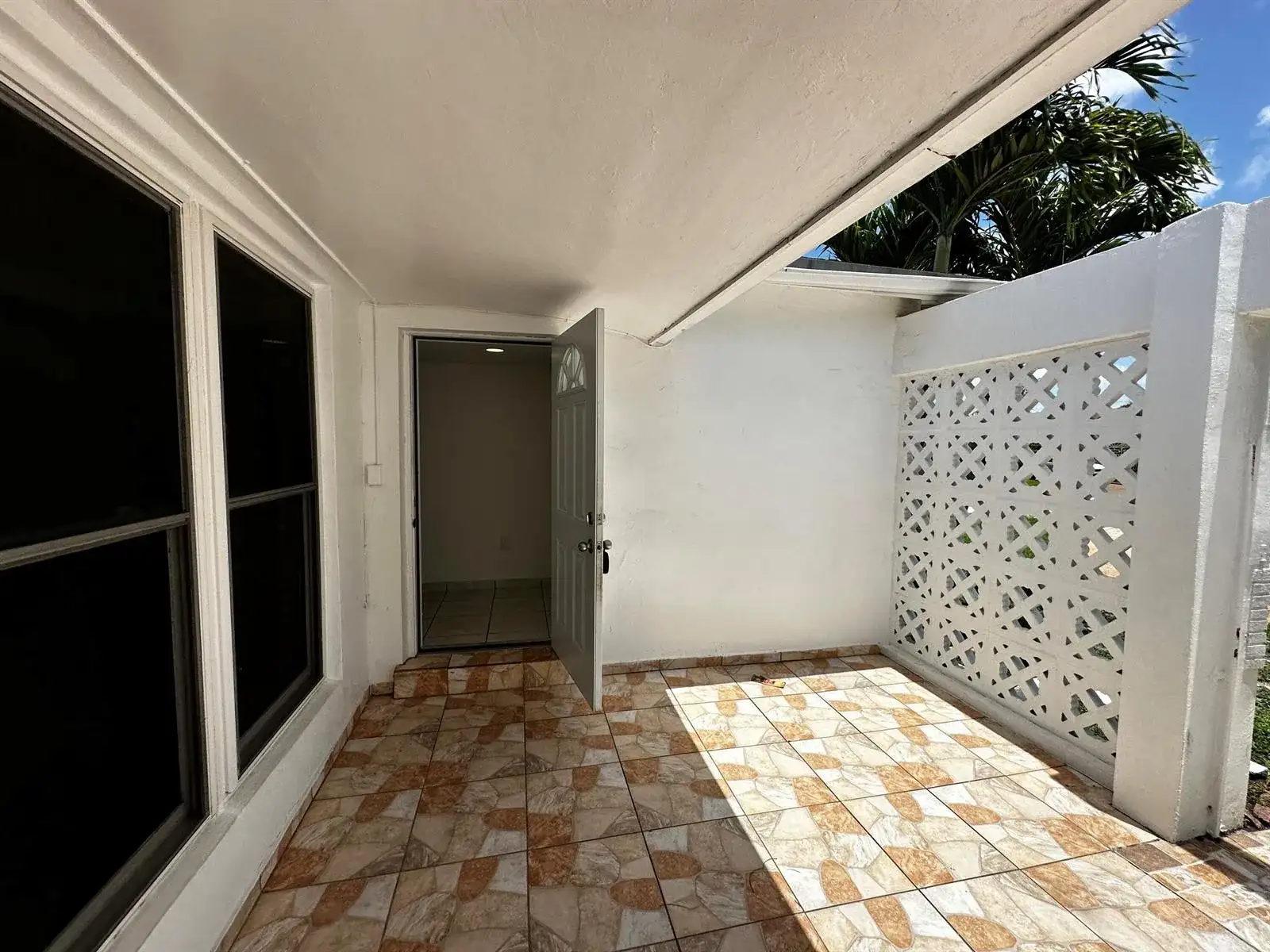7725 Grandview Boulevard # 7725, Miramar FL 33023 photo 4