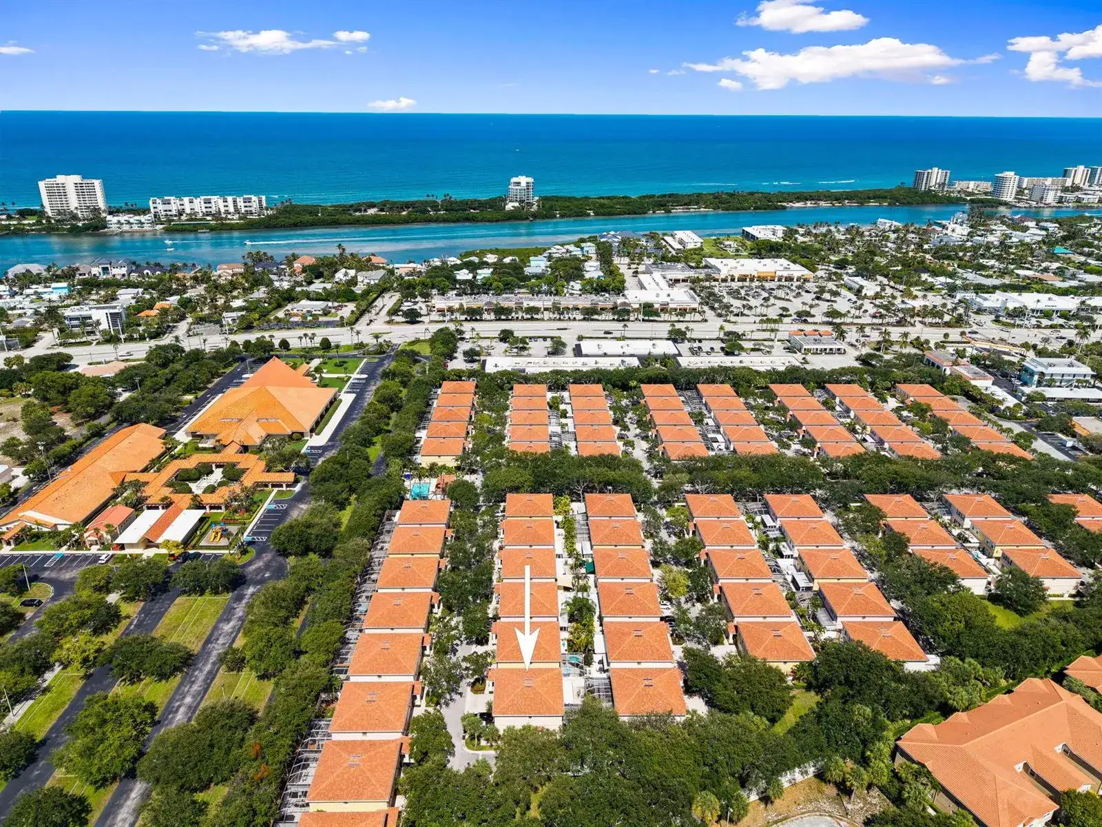 48 Live Oak Circle, Jupiter FL 33469 photo 2