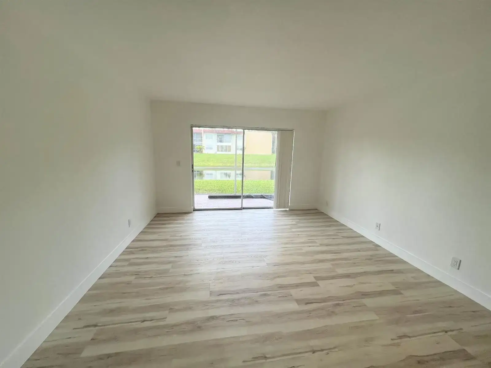 463 Lake Frances Drive # 463, West Palm Beach FL 33411 photo 4