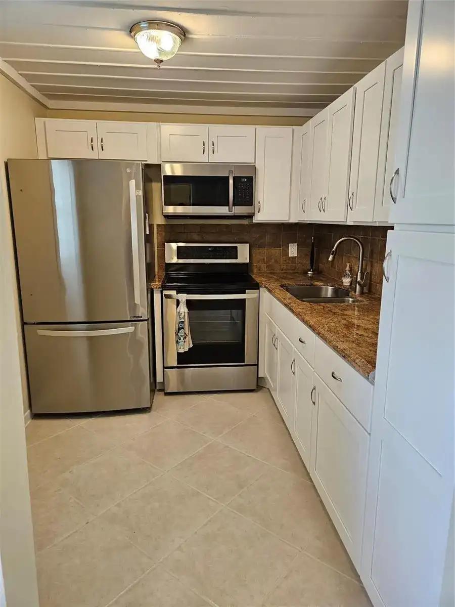 300 NE 26th Avenue, Boynton Beach FL 33435