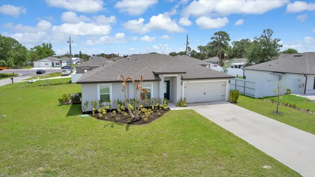 920 SW Castaneda Lane, Port St. Lucie FL 34953 photo 3
