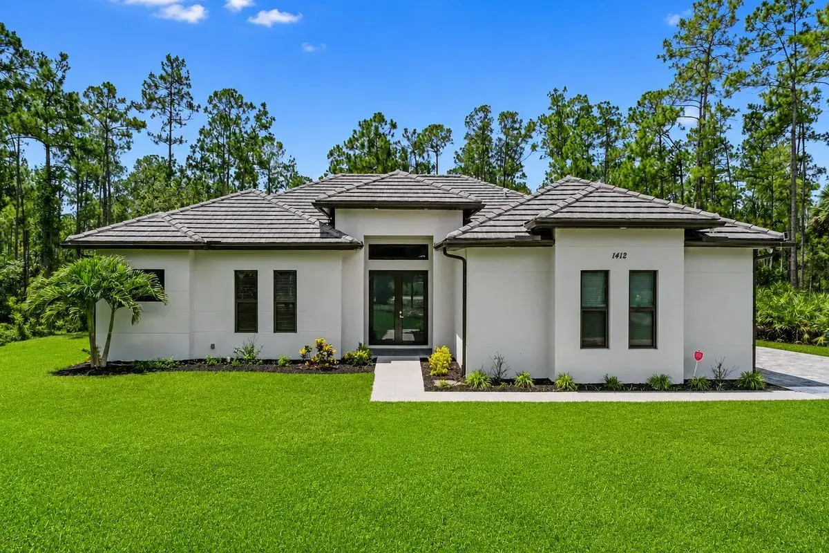 1412 22nd Avenue NE, Naples FL 34120