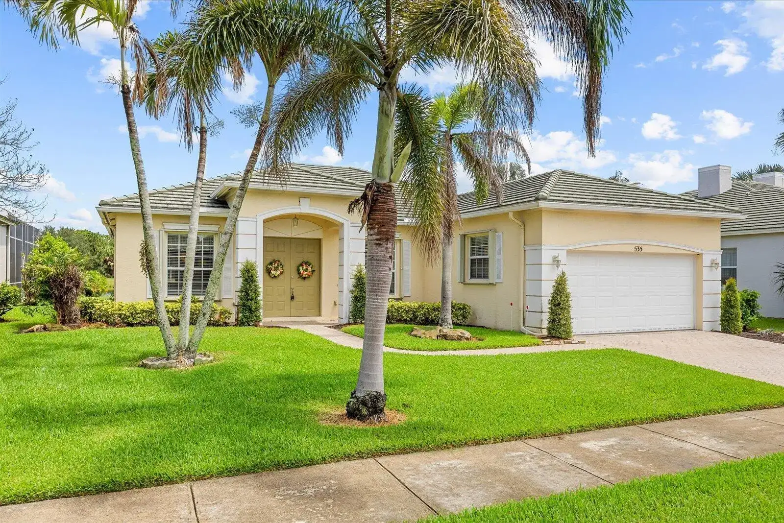 535 SW Lake Manatee Way, Port St. Lucie FL 34986 photo 3