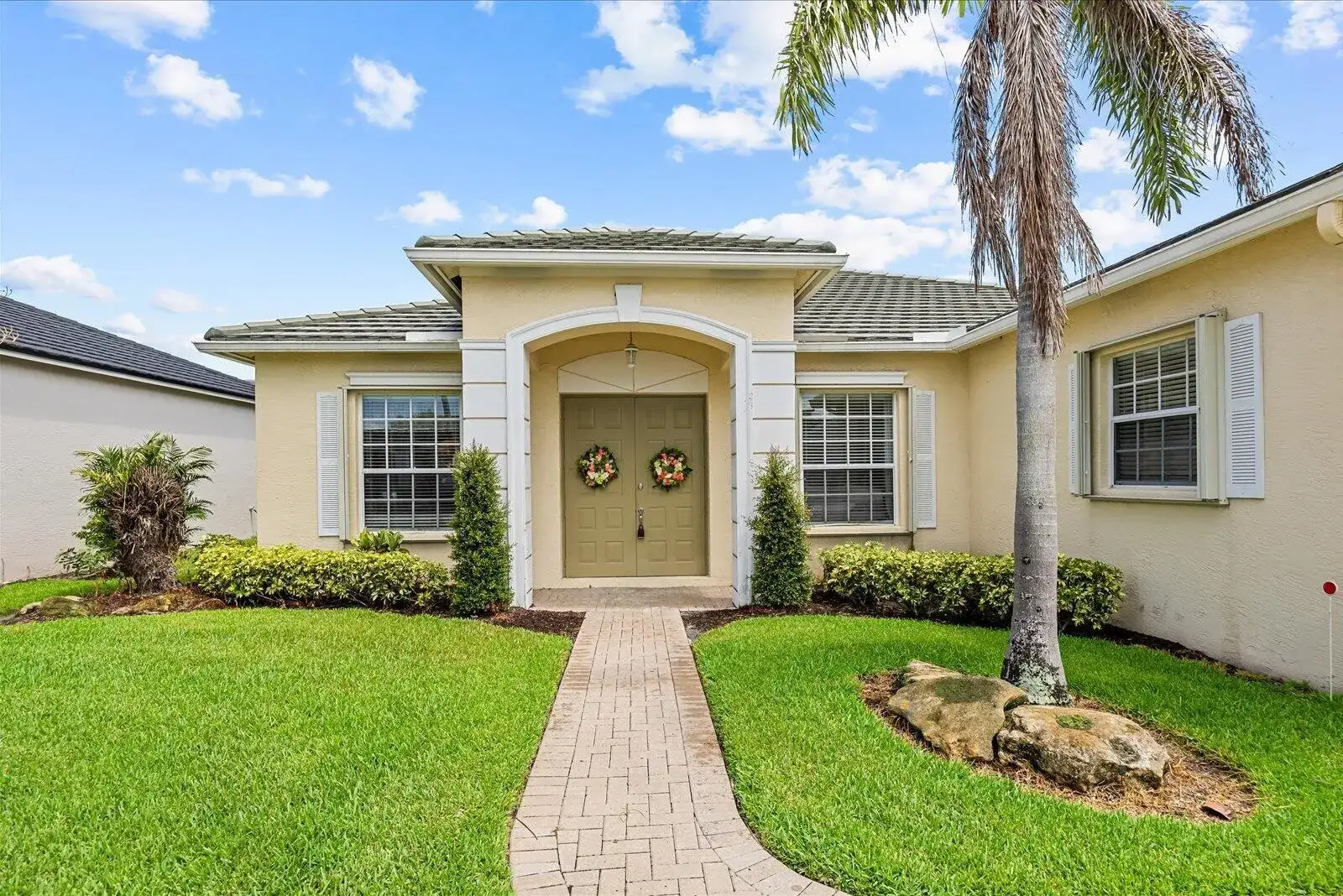 535 SW Lake Manatee Way, Port St. Lucie FL 34986 photo 4