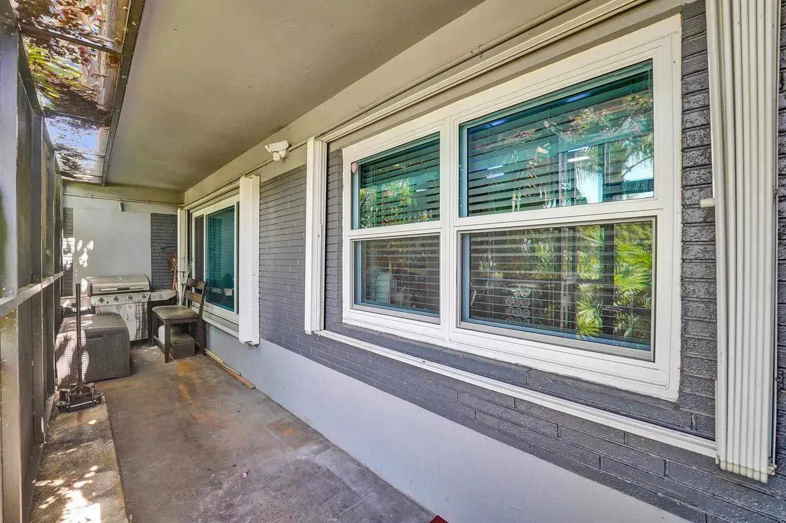 2740 SW 46th Court, Dania Beach FL 33312