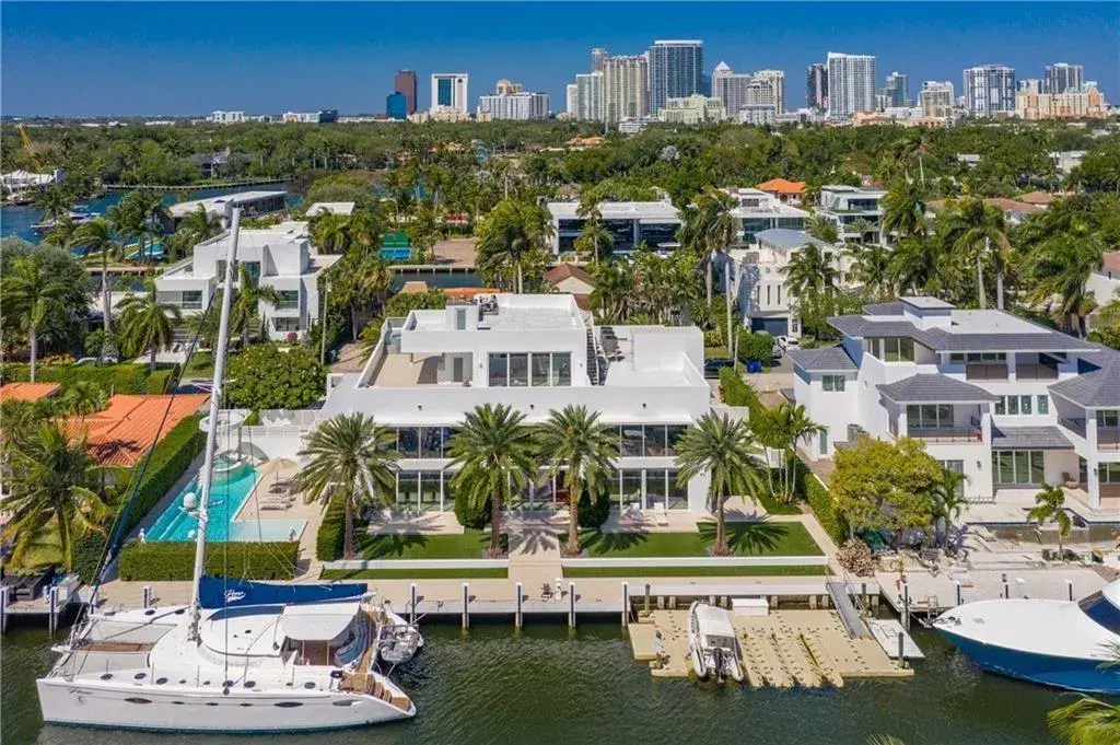 500 Isle Of Capri Drive, Fort Lauderdale FL 33301