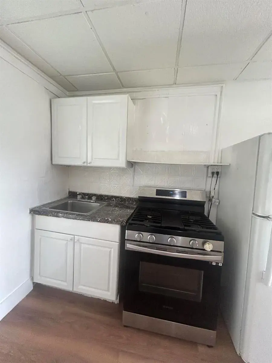 25 SW 10th Street # 8, Dania Beach FL 33004