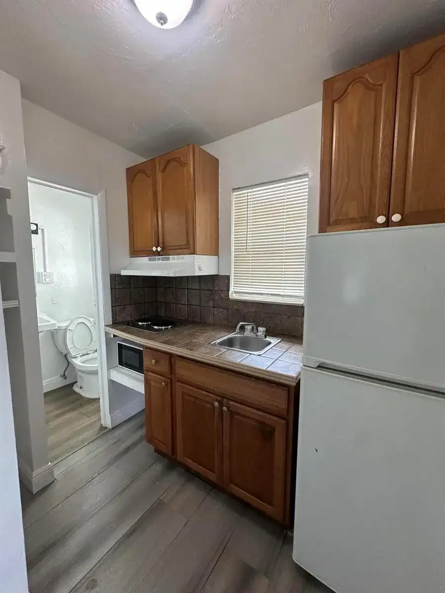 17 Detroit Street # 8, Lake Worth FL 33461 photo 4