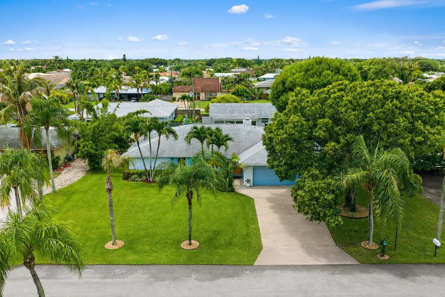76 Wingo Street, Tequesta FL 33469