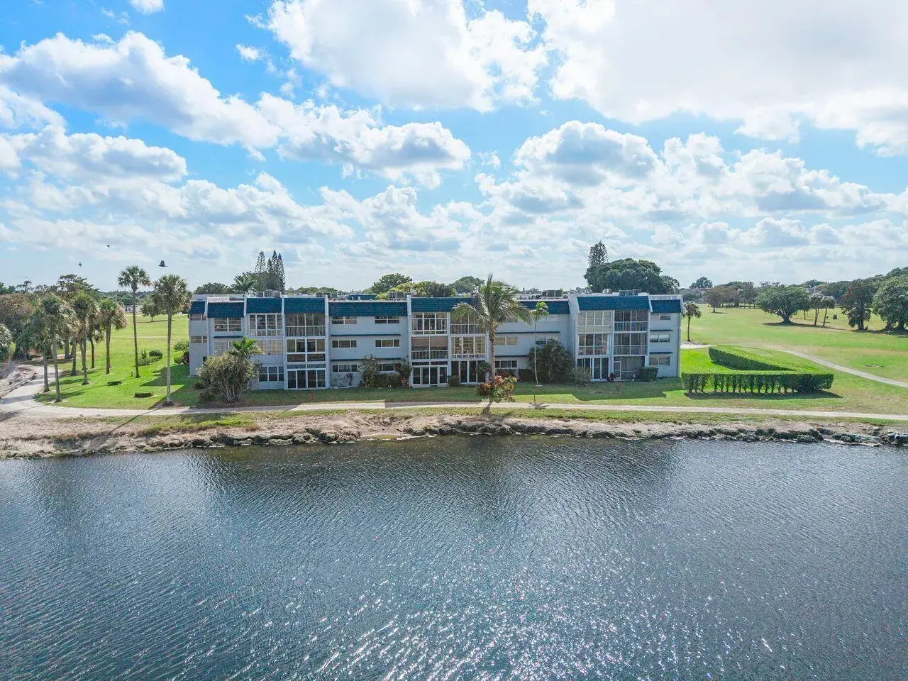 7807 Golf Cir Drive, Margate FL 33063
