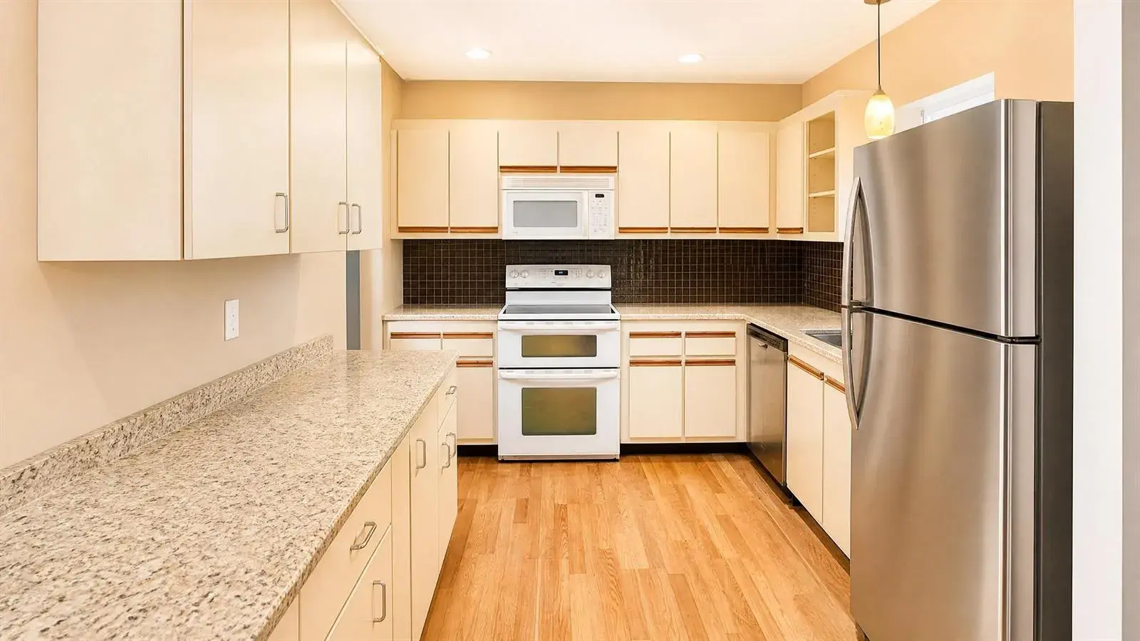 3575 NW 94th Avenue # 8d, Sunrise FL 33351