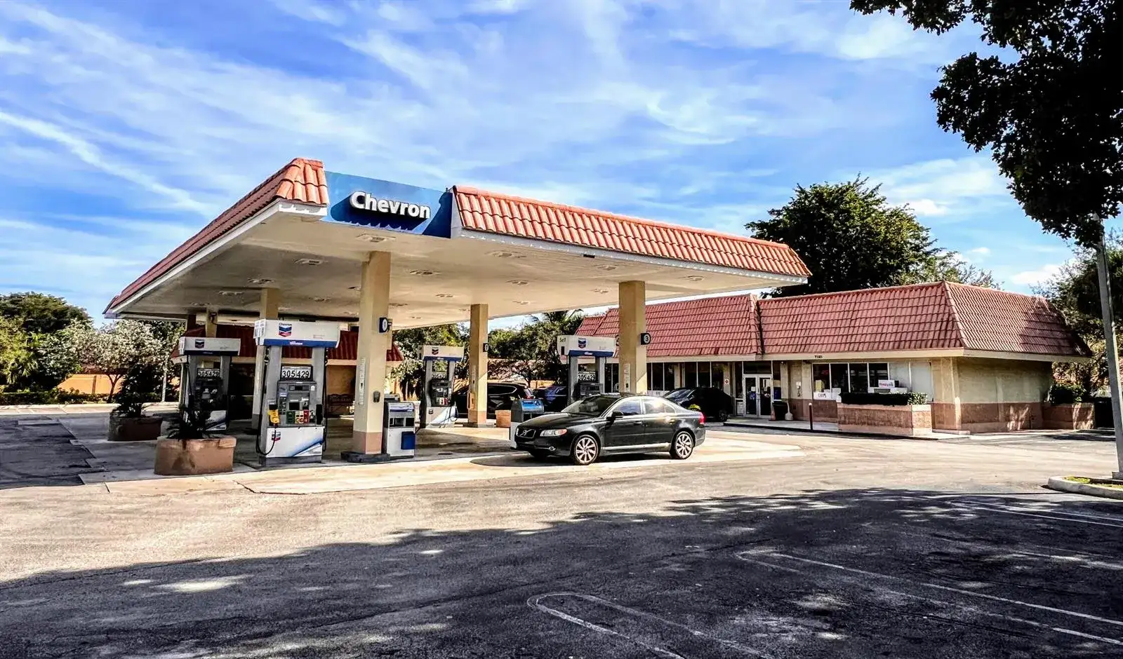 7380 Wiles Road, Coral Springs FL 33067 photo 2