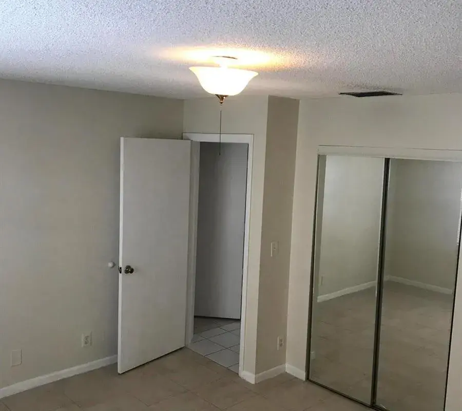 704 SW 16th Avenue # 3, Fort Lauderdale FL 33312