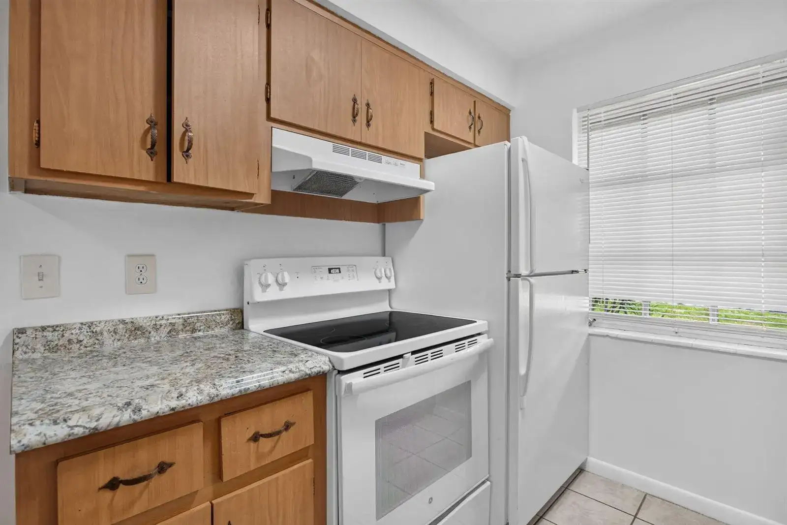2391 NE 11th Court, Pompano Beach FL 33062 photo 5