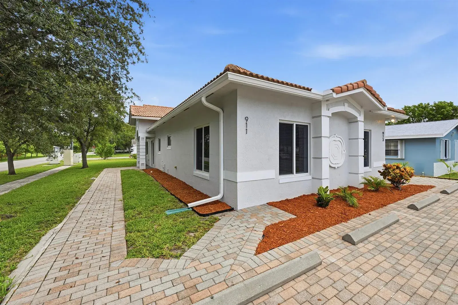 911 NE 12th Avenue, Pompano Beach FL 33060