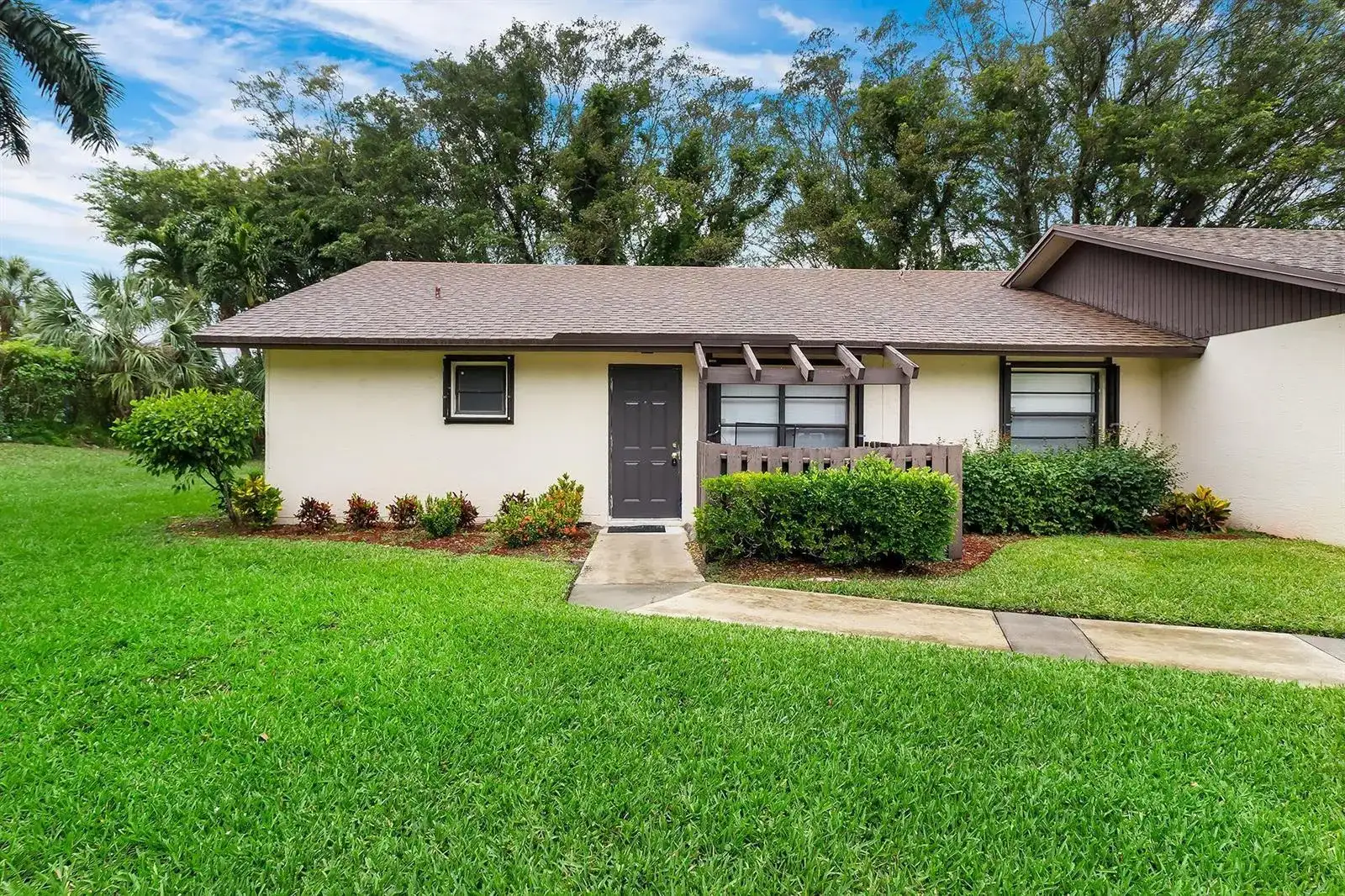 9 VĂa De Casas Norte, Boynton Beach FL 33426 photo 2