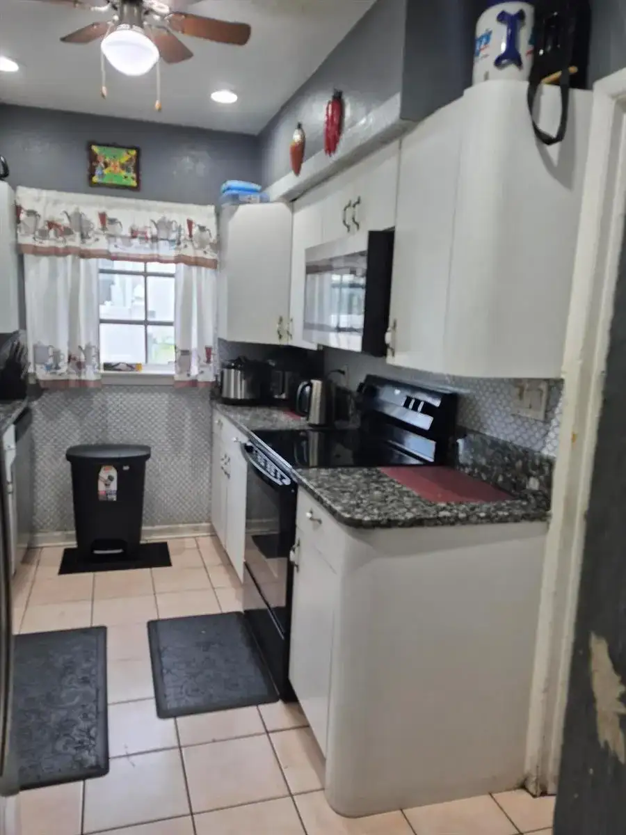 2538 Fillmore Street, Hollywood FL 33020 photo 2