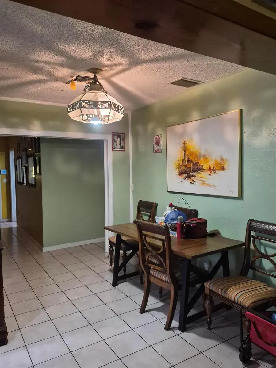 2538 Fillmore Street, Hollywood FL 33020