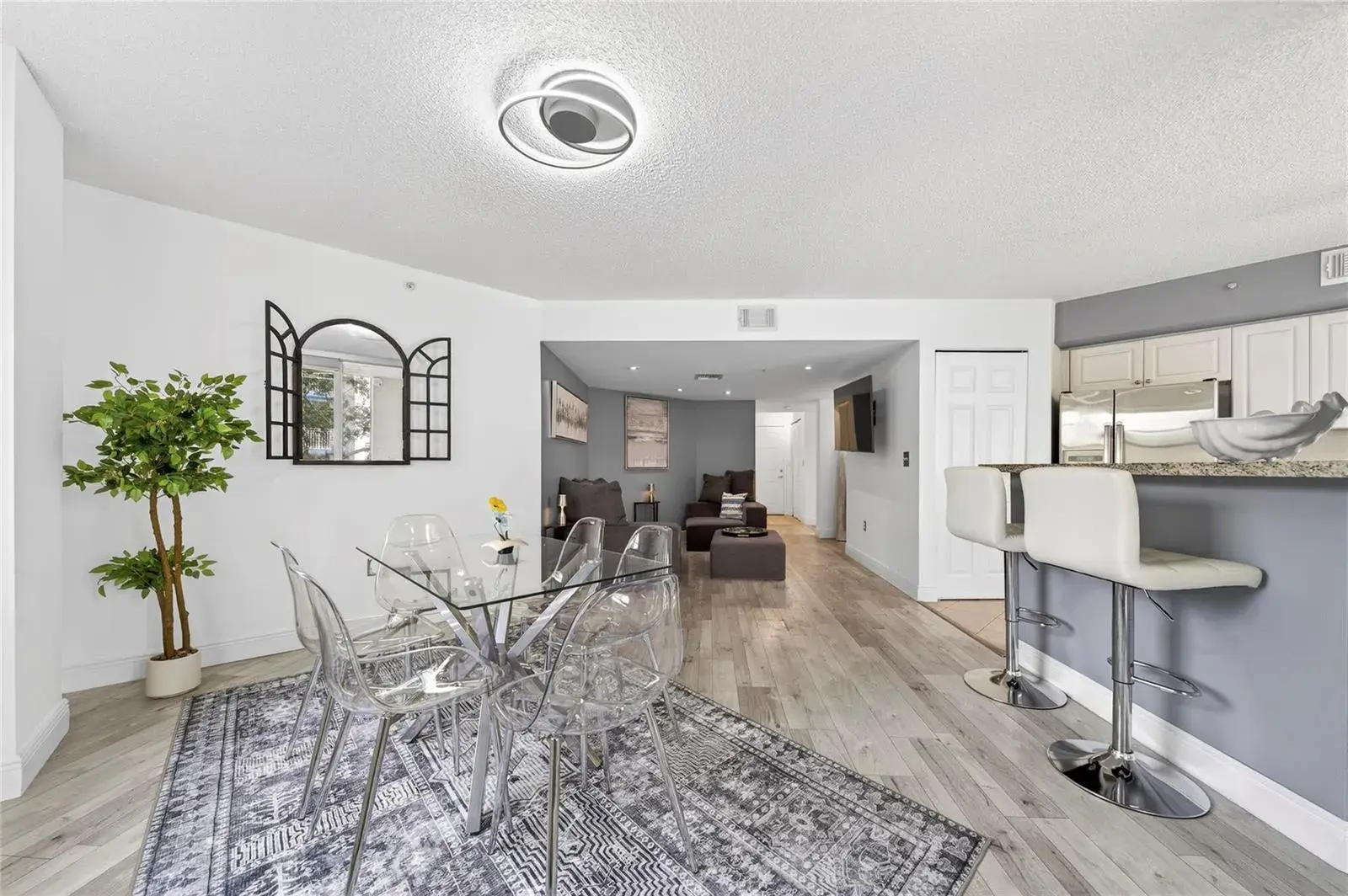 520 SE 5th Avenue # 2404, Fort Lauderdale FL 33301