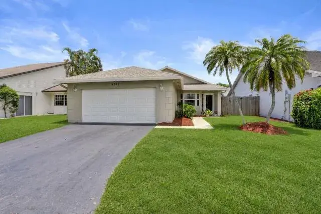 8340 SW 41st Street, Davie FL 33328
