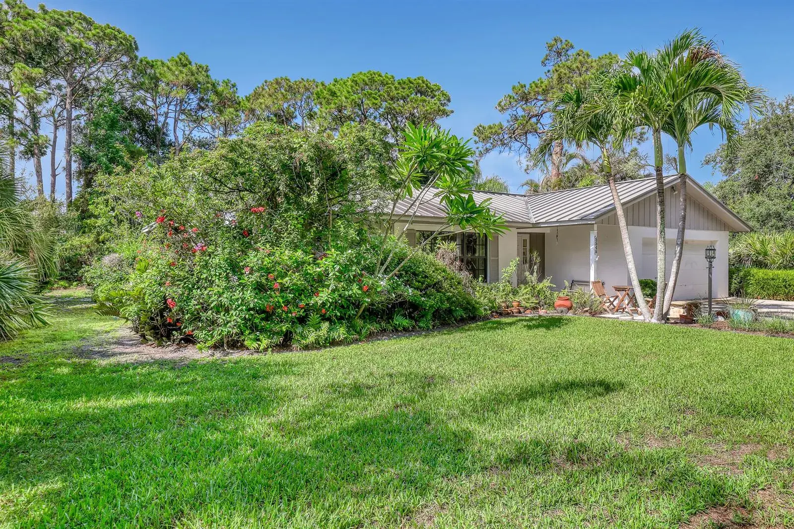 5548 Shirley Drive, Jupiter FL 33458