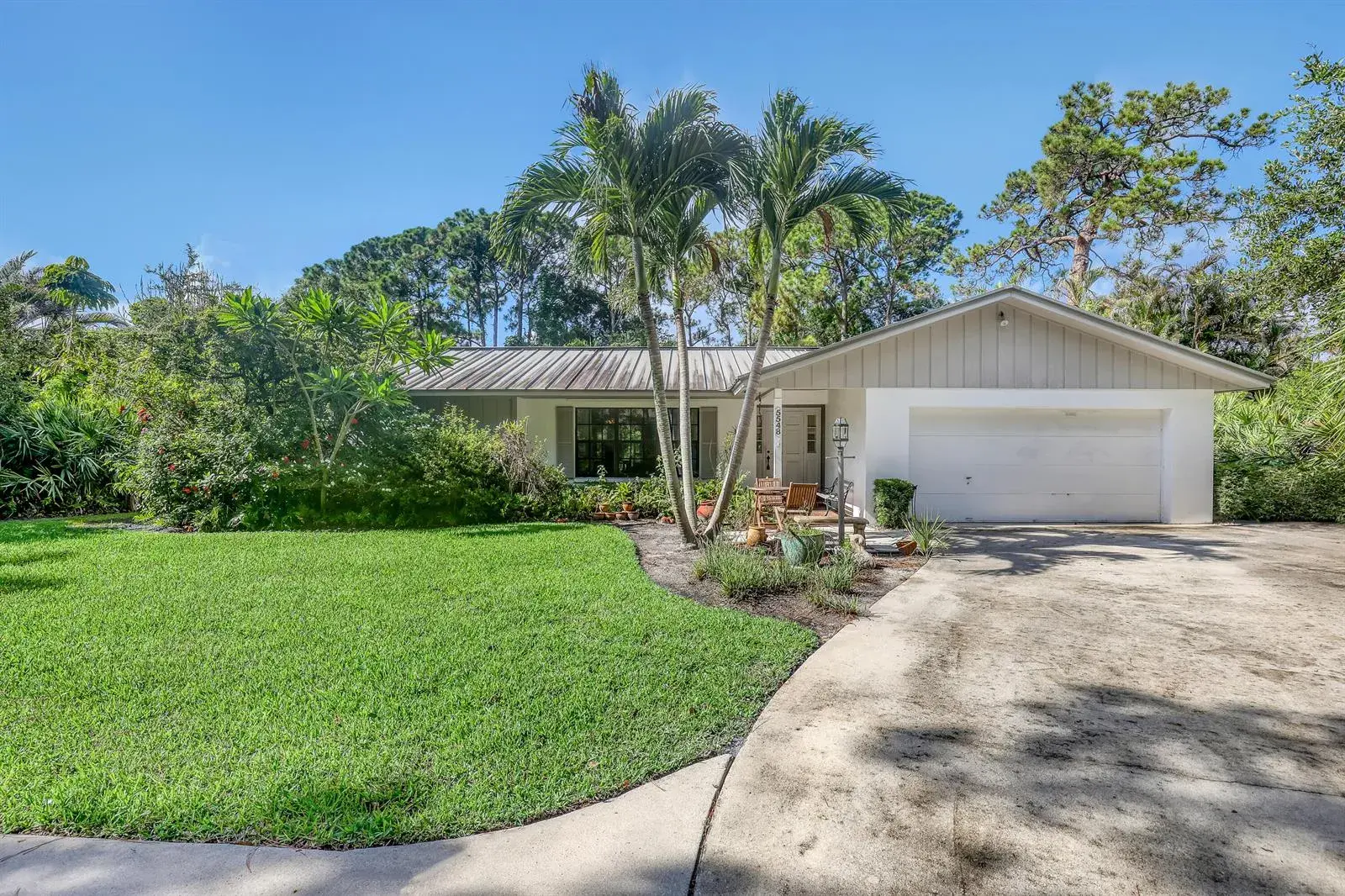 5548 Shirley Drive, Jupiter FL 33458