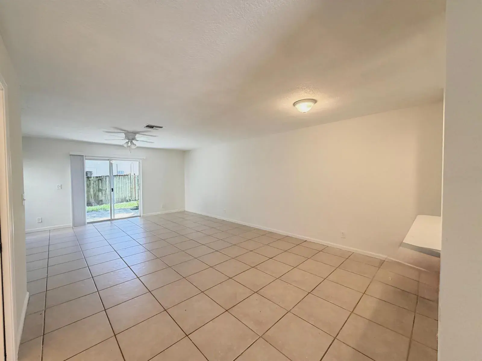 910 Summit Lake Drive, West Palm Beach FL 33406