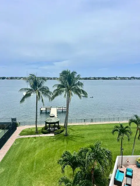 5200 N Flagler Drive # 503, West Palm Beach FL 33407