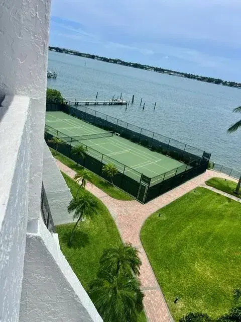 5200 N Flagler Drive # 503, West Palm Beach FL 33407