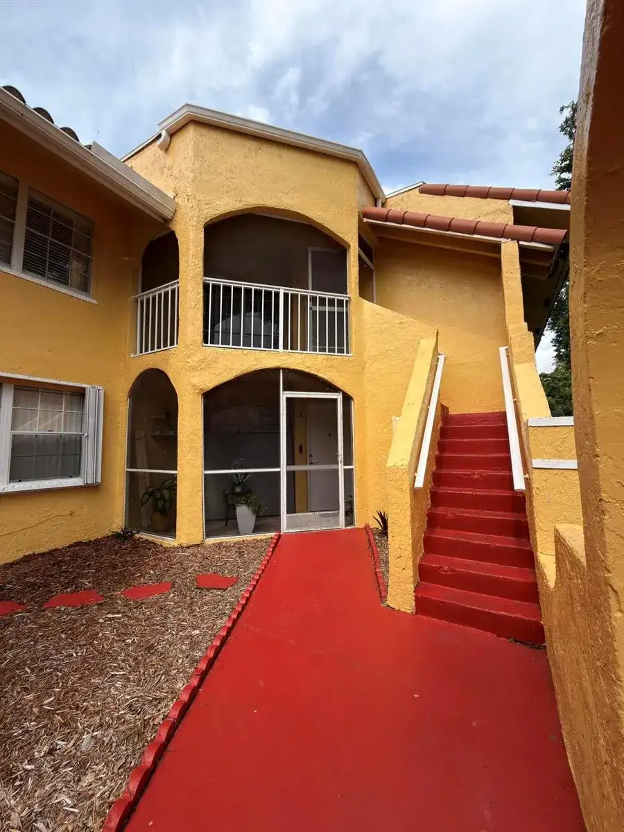15605 SW 74th Cir Drive # 4, Miami FL 33193 photo 2