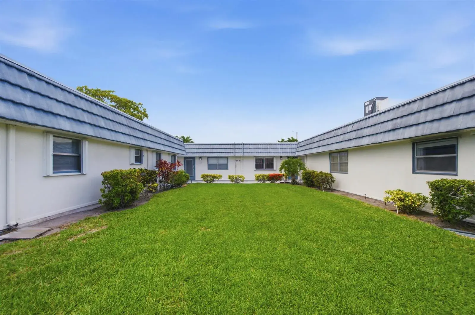 30 Waterford B, Delray Beach FL 33446