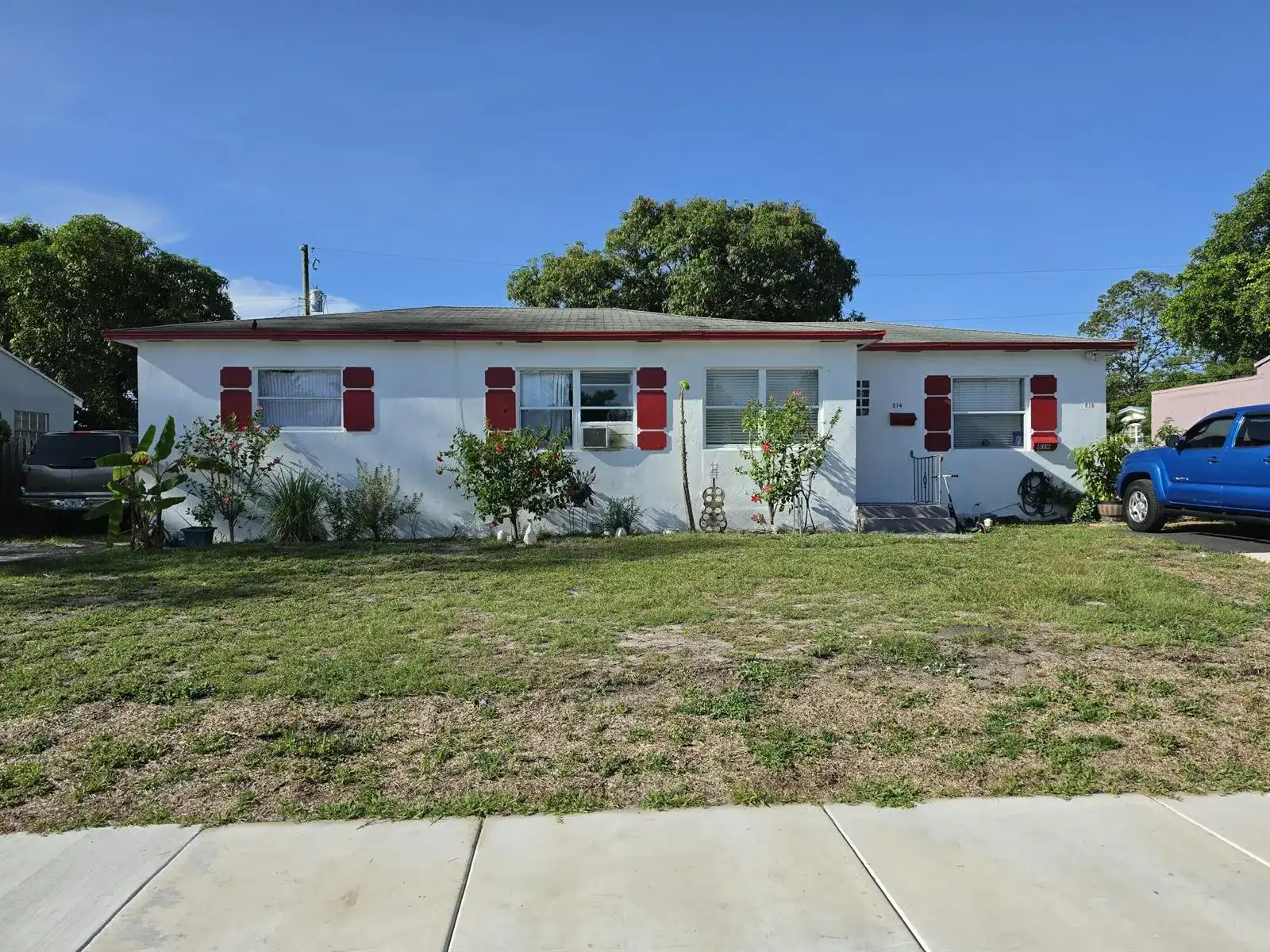 814 42nd Street, West Palm Beach FL 33407