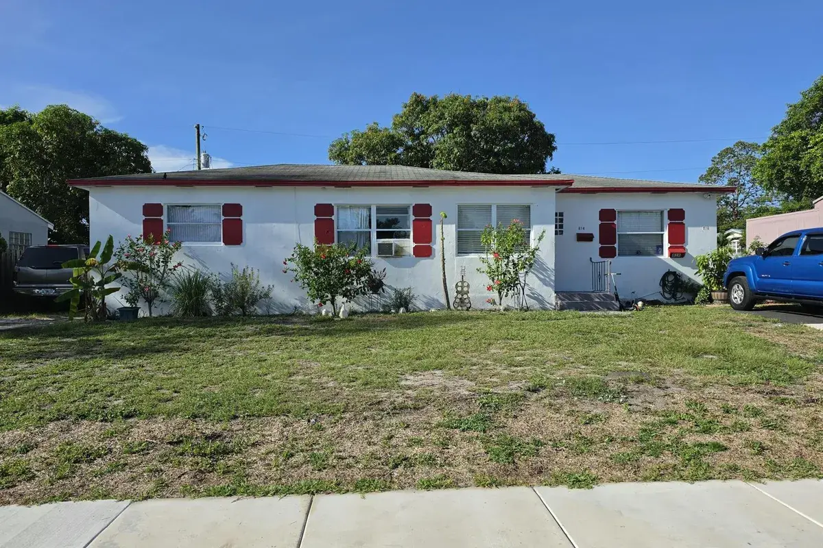 814 42nd Street, West Palm Beach FL 33407