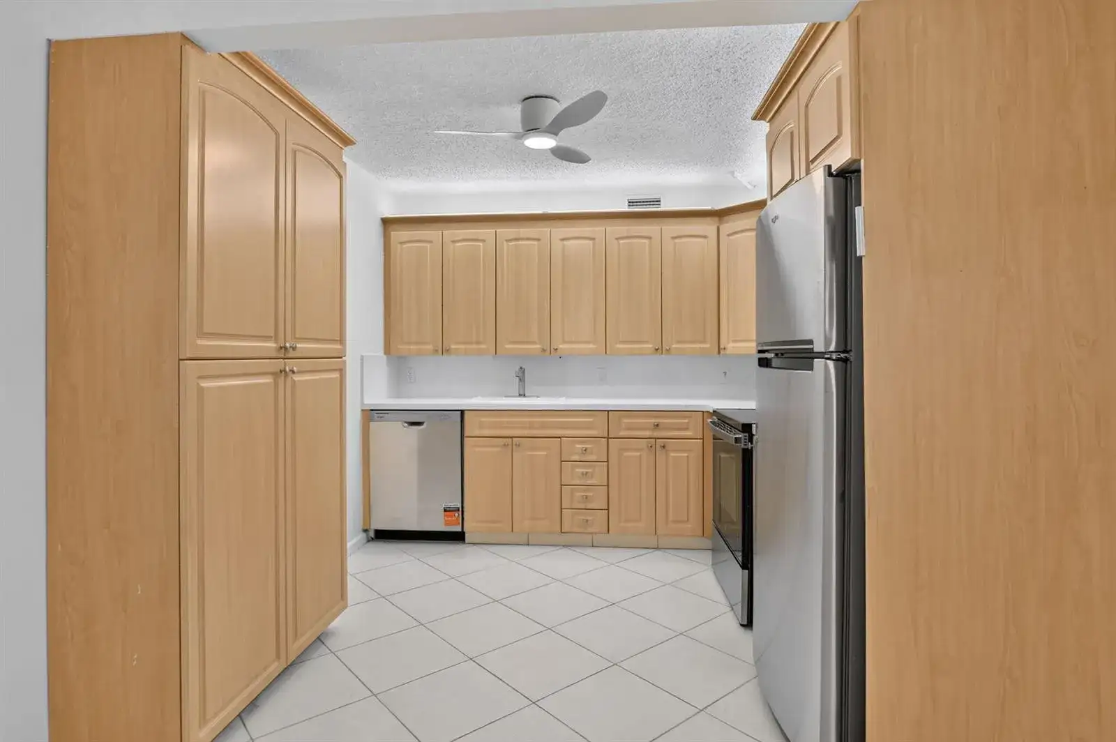 3057 Yarmouth C, Boca Raton FL 33434 photo 3