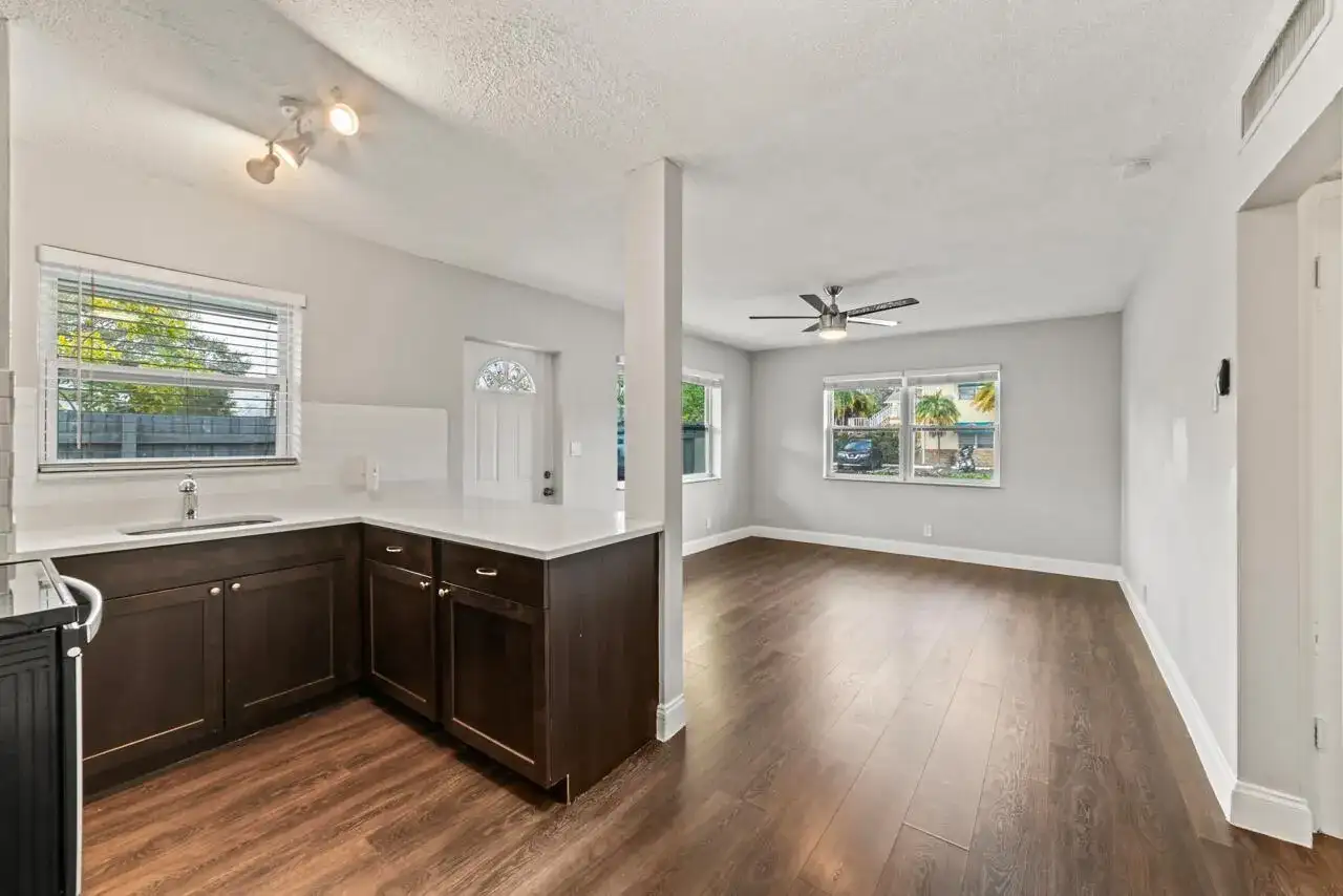 732 SE 15th Street Apt 1, Fort Lauderdale FL 33316 photo 4