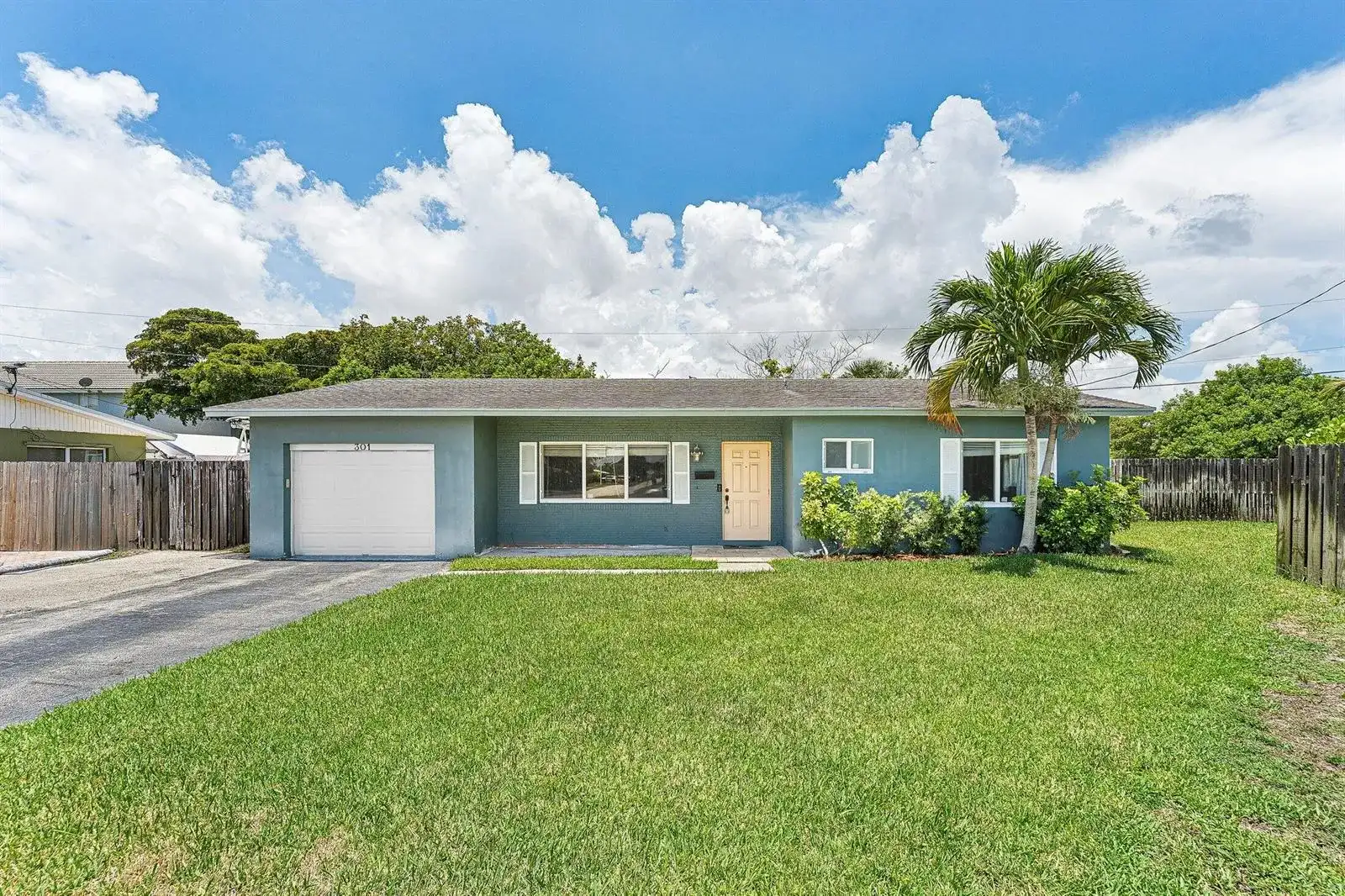 301 SE 3rd Street, Deerfield Beach FL 33441