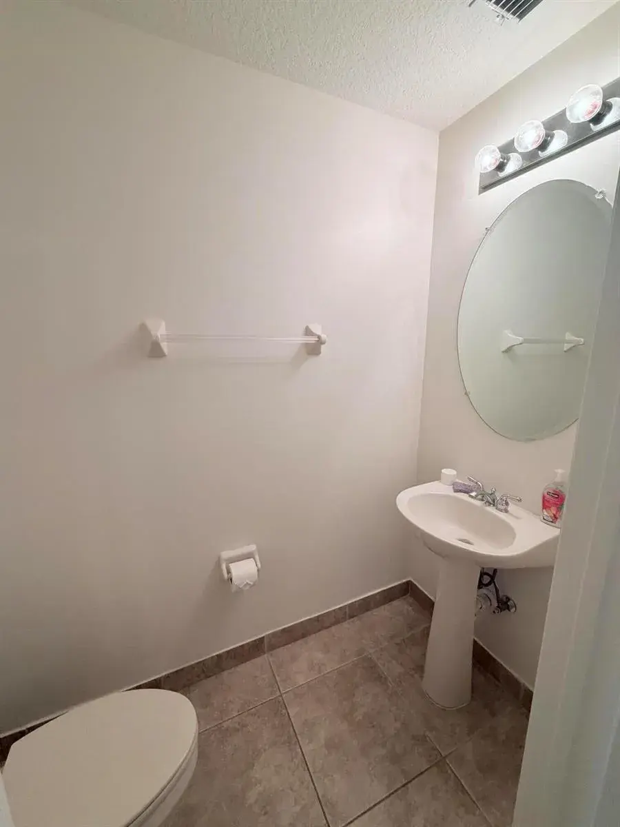 154 Village Boulevard, Tequesta FL 33469
