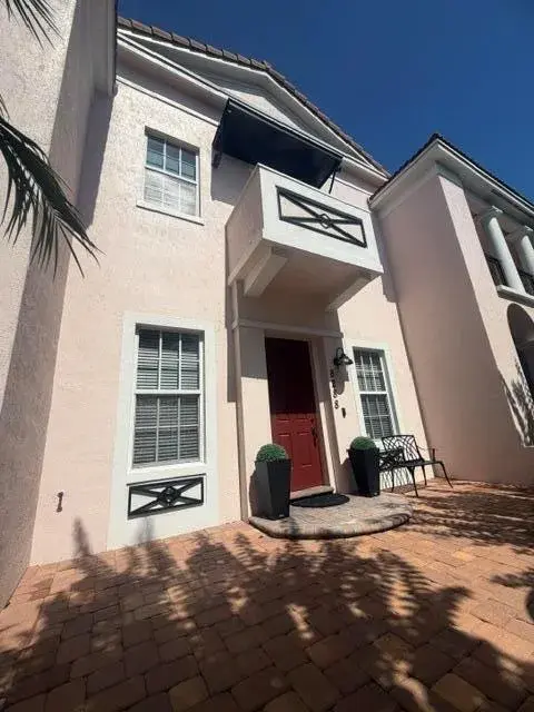 8288 NW 9th Avenue, Boca Raton FL 33487