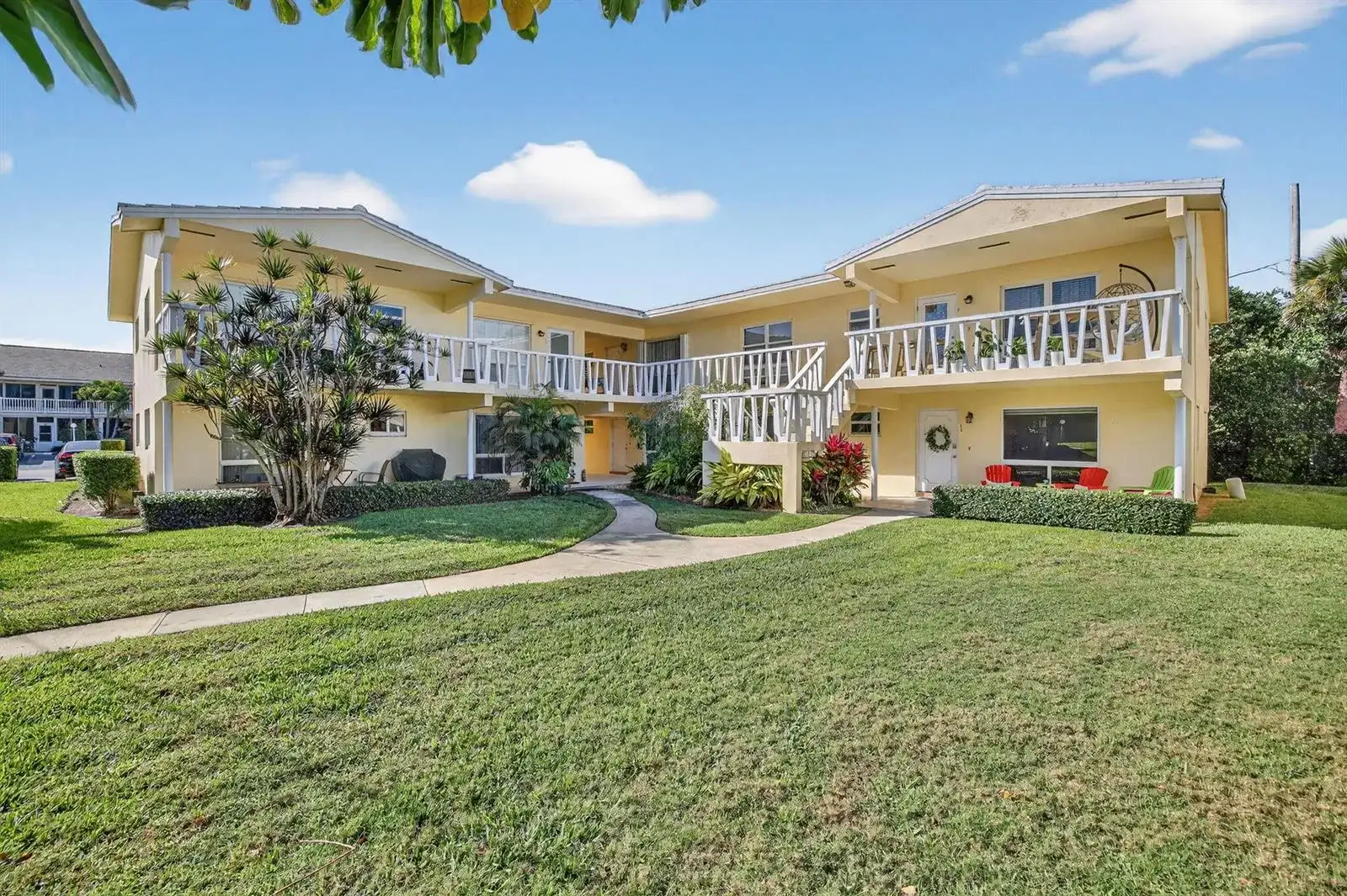 2755 NE 28th Avenue # E2, Lighthouse Point FL 33064