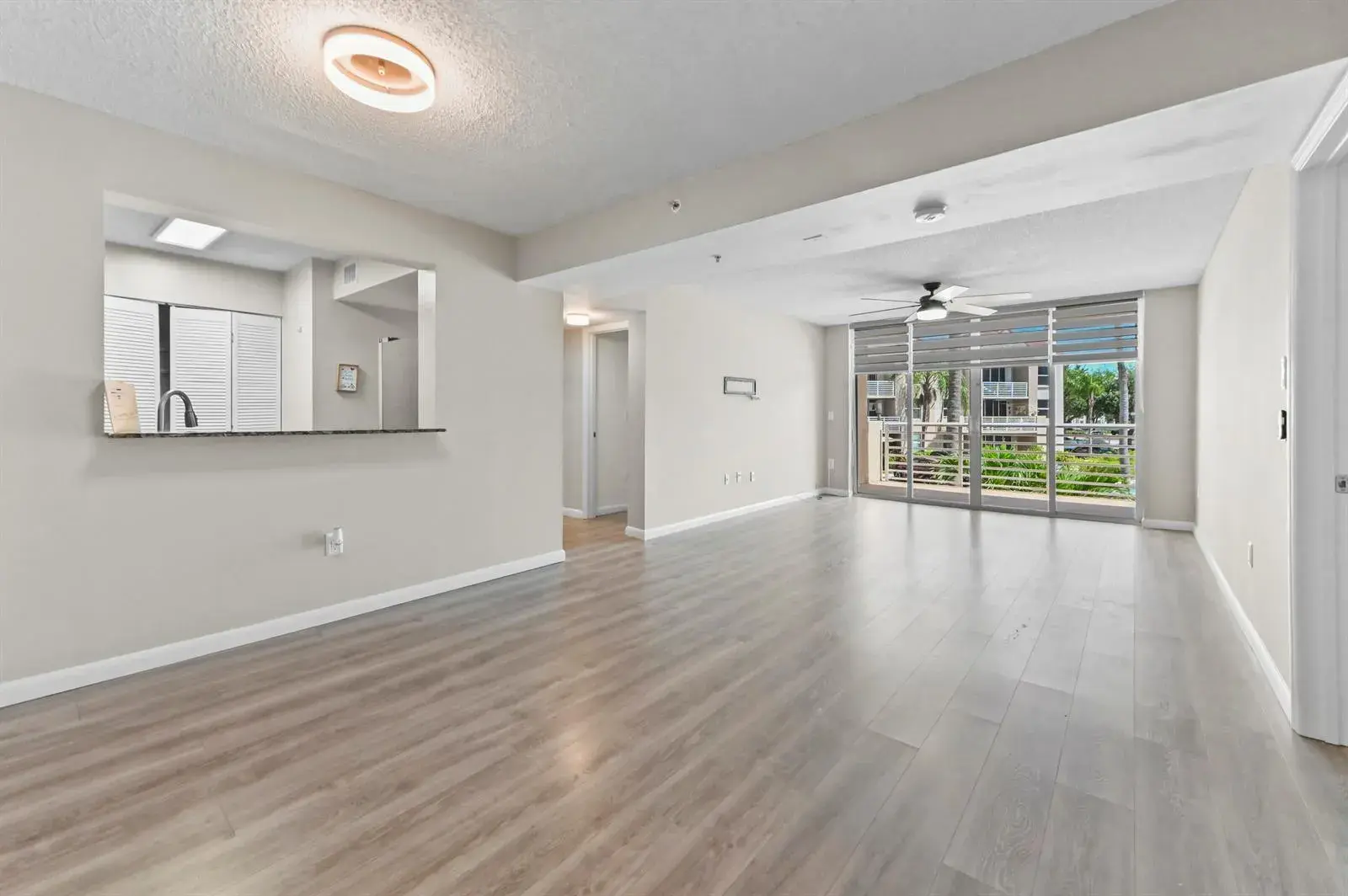 2711 Ocean Club Boulevard # 207, Hollywood FL 33019