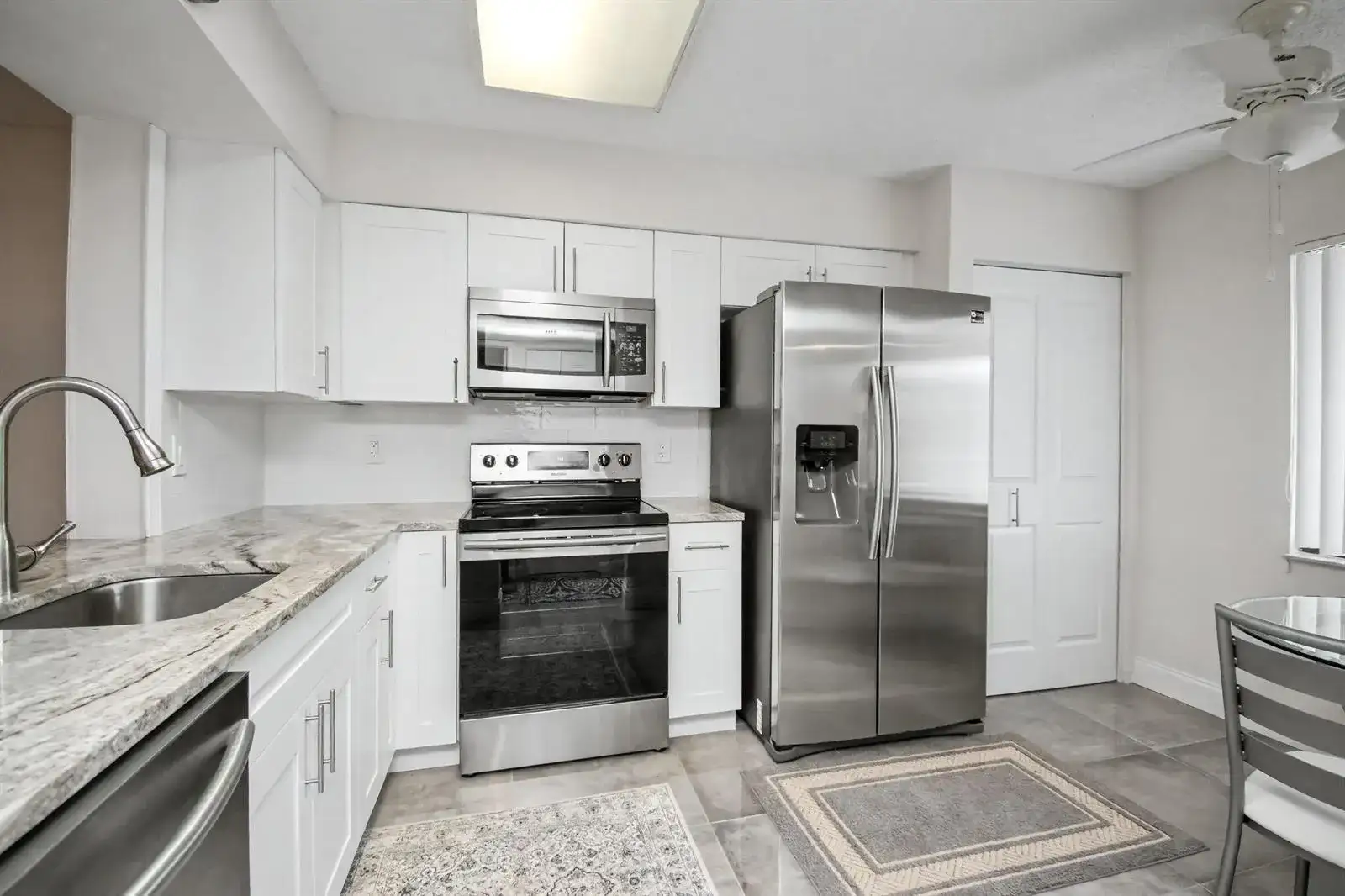 7351 Kinghurst Drive # 301, Delray Beach FL 33446 photo 2